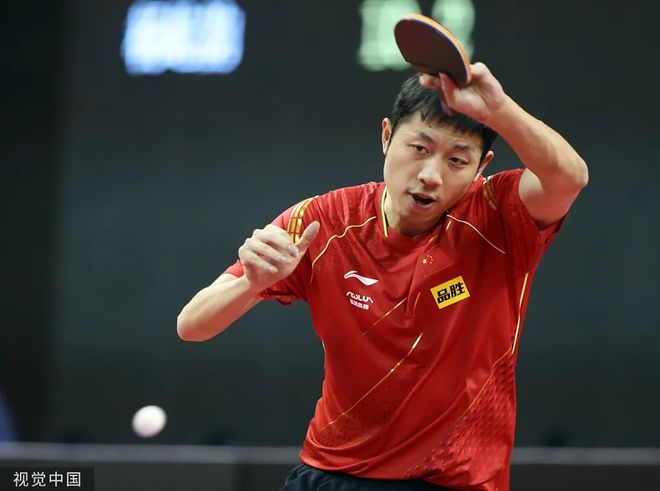 使人动容 使人动容