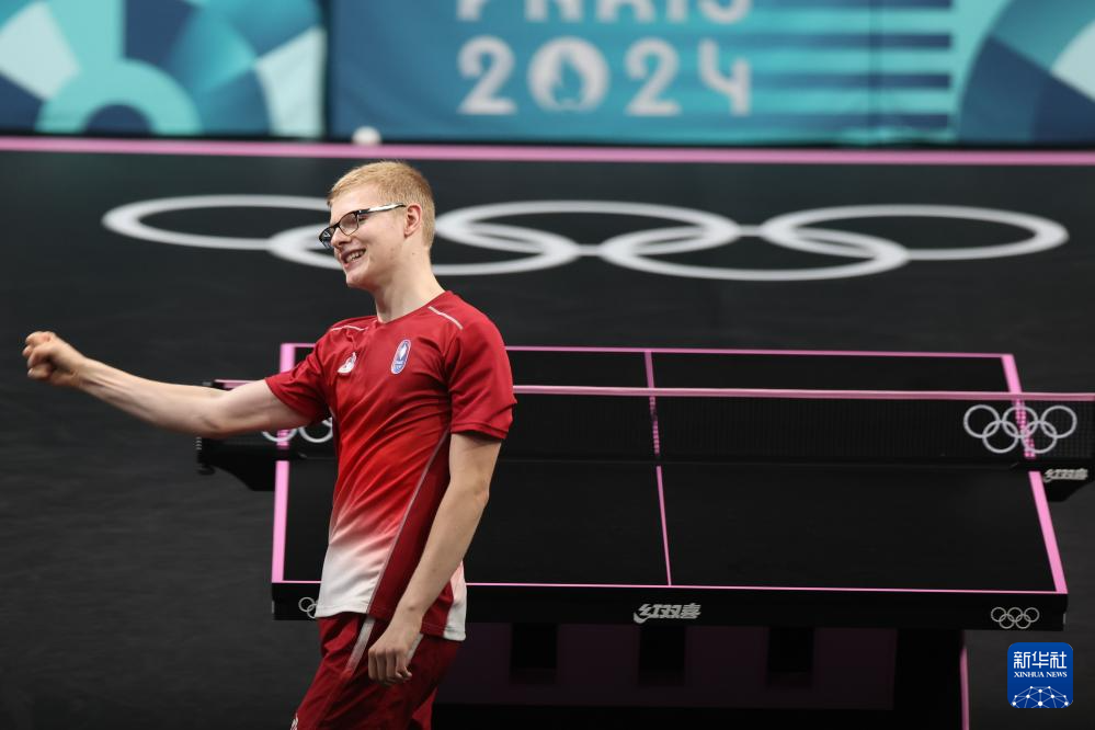 与坚韧不拔 与坚韧不拔