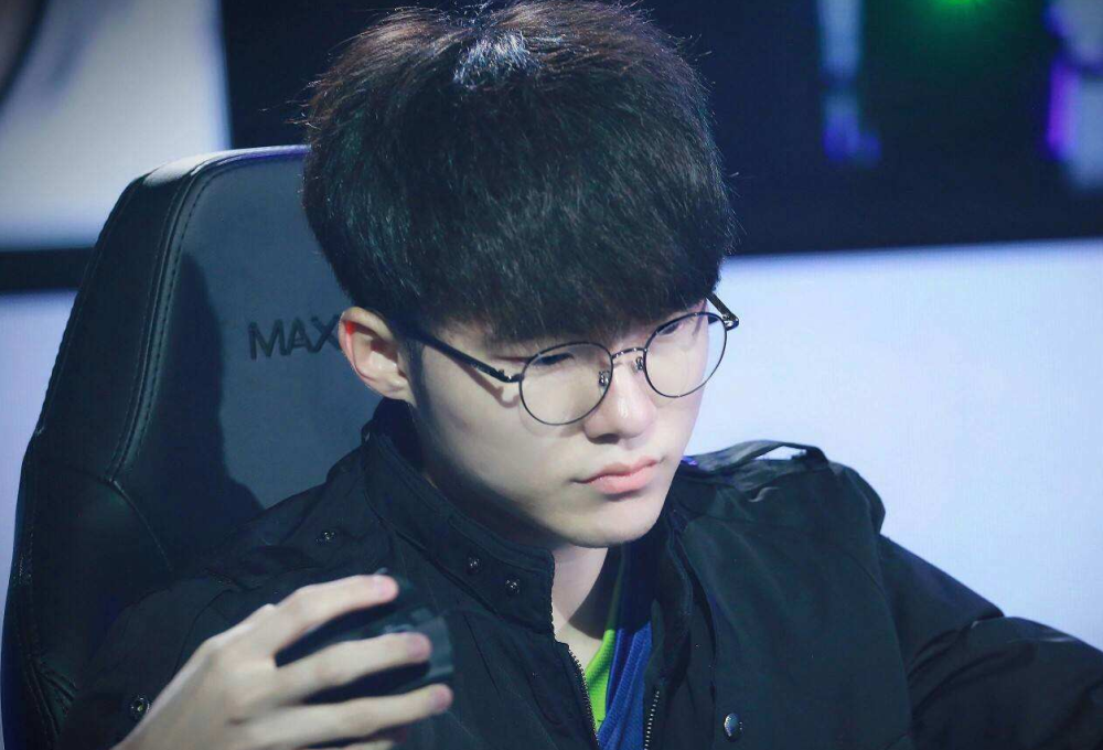 为他的个人 为他的个人