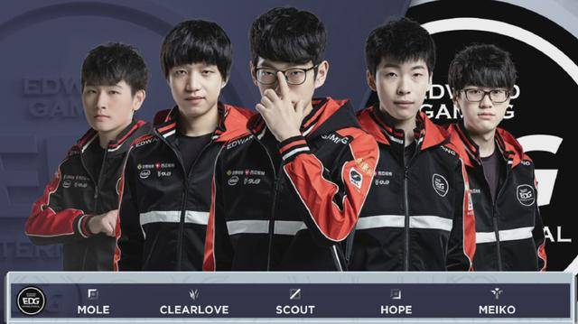 目中占据了 目中占据了