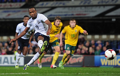 边路速度与 边路速度与